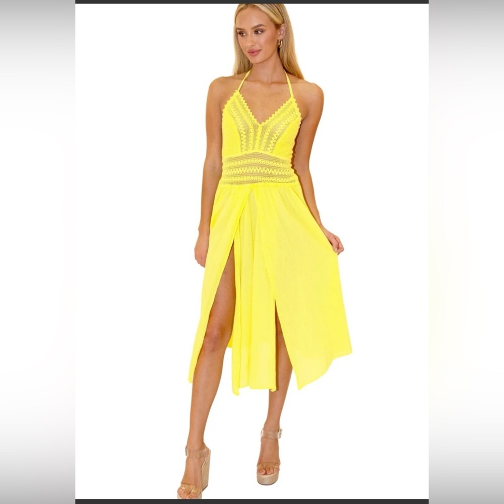 Seaspice beach coverup/dress Yellow Halter.  NWT.  Size M.